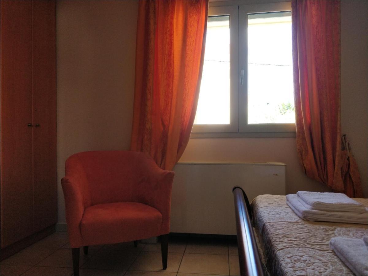 Sior Dionysios Lägenhet Argostoli  Exteriör bild